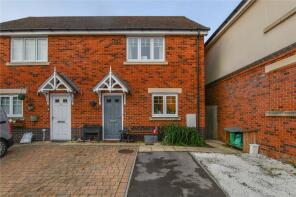 33, Carina Drive, Wokingham RG40 1BF