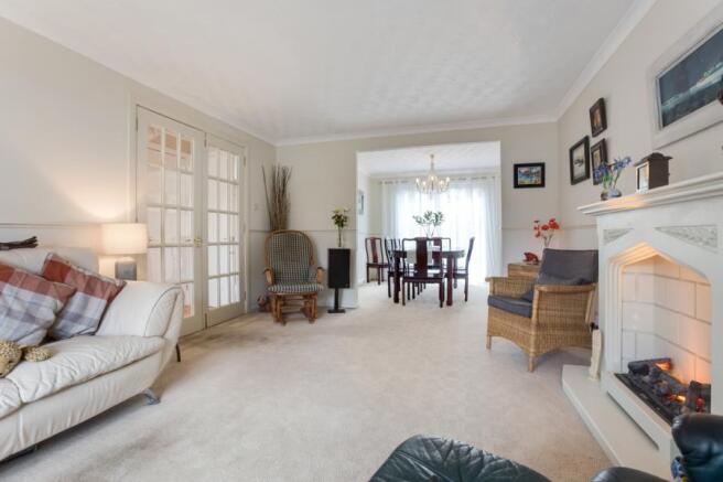 Louge/Dining Room