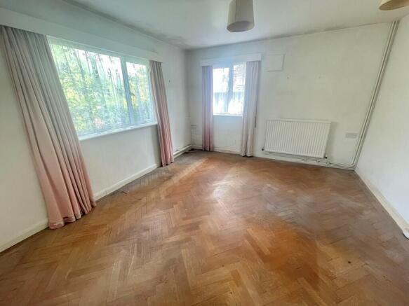 19 Cheam Road Bed...