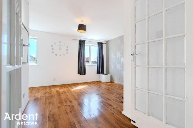 Wagtail Drive, Heybridge, CM9 photo 4