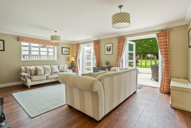 Eastington House 322709 04.jpg