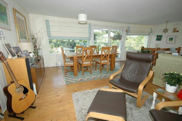 Dining Area Photogra