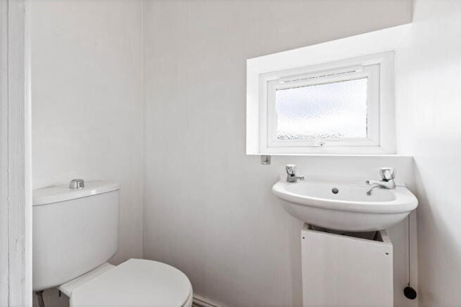 3 bed Semi-Detached for sale Image 11