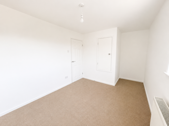 2 bed House to rent Image 4