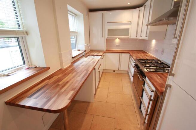 Bold Street 3.Kitch..JPG