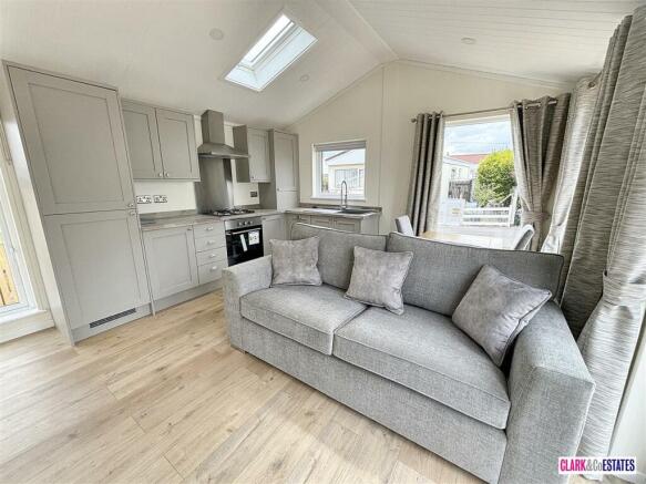 Kitchen diner lounge