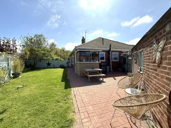 3 bed Semi-Detached Bungalow for sale Image 4