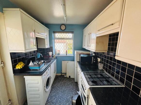 Fitted Kitchen: