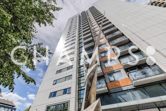 1 bed for rent in Neutron Tower