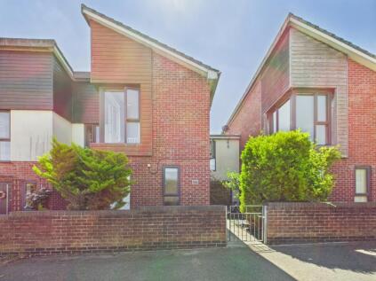 Marston Walk, Basingstoke, RG24