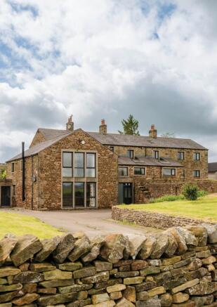 8 bed Detached for sale Image 12