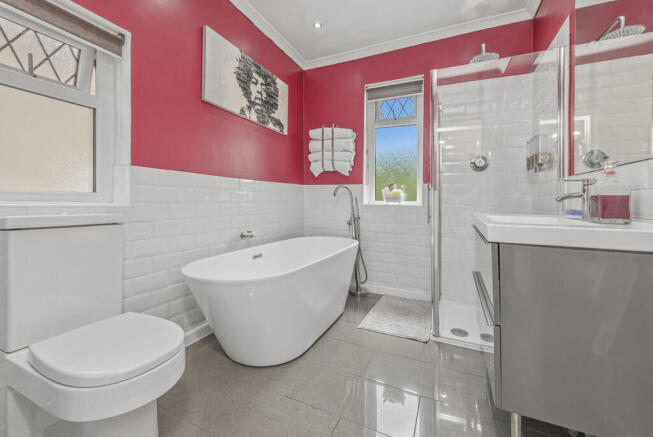 3 bed Semi-Detached for sale Image 12