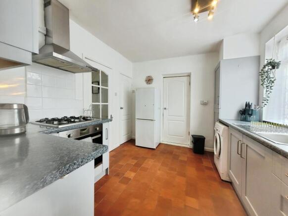 2 bed Semi-Detached for sale Image 4
