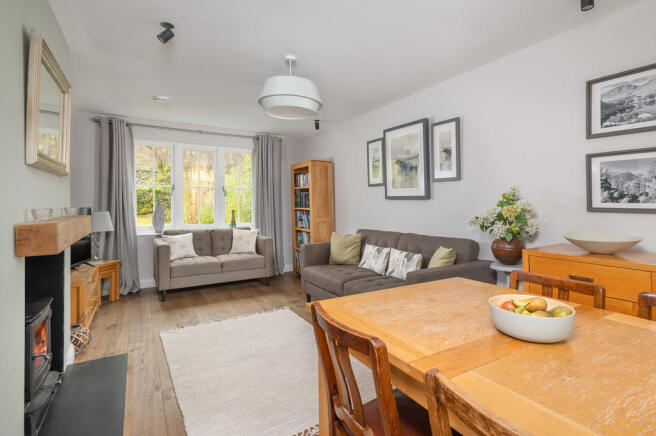 Living / Dining R...