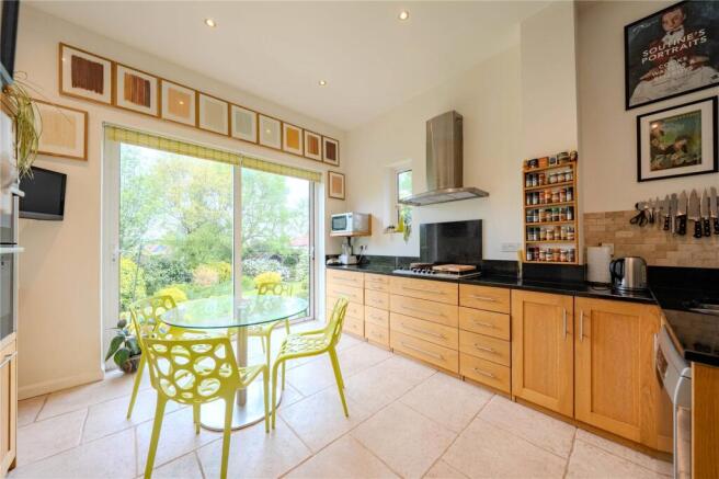 Cookridge Grove, Leeds, West Yorkshire photo 4