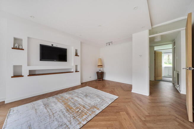 Hollybush Heights, Cardiff, CF23 7HF photo 4