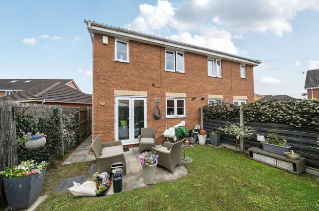 3 bed Semi-Detached for sale Image 10