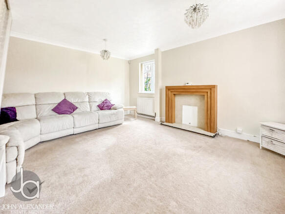 Furrow Close, Stanway, Colchester photo 4
