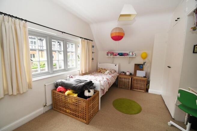 Photo 11