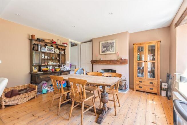 Erme Bridge Kitchen3.jpg