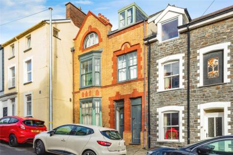 Y Stryd Uchel, High Street, Aberystwyth, SY23