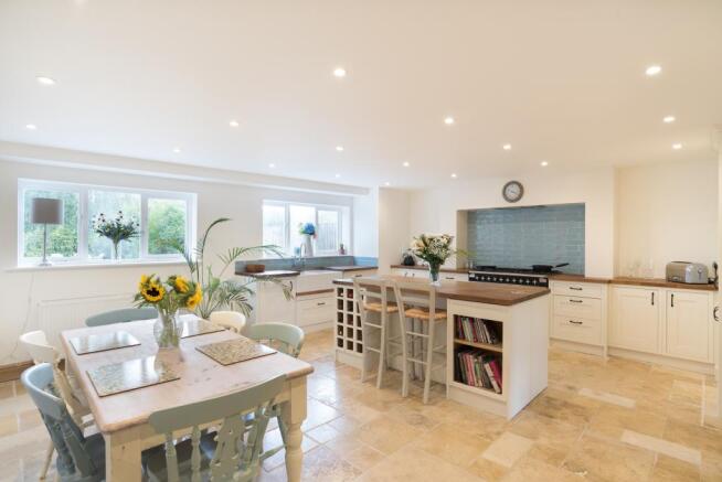 Kitchen/Breakfast Room