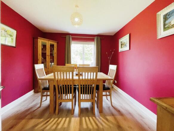 Bedroom/Dining Room
