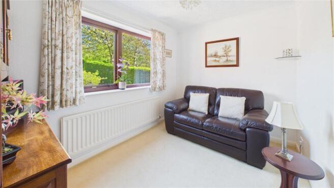 4 bed Detached for sale Image 6