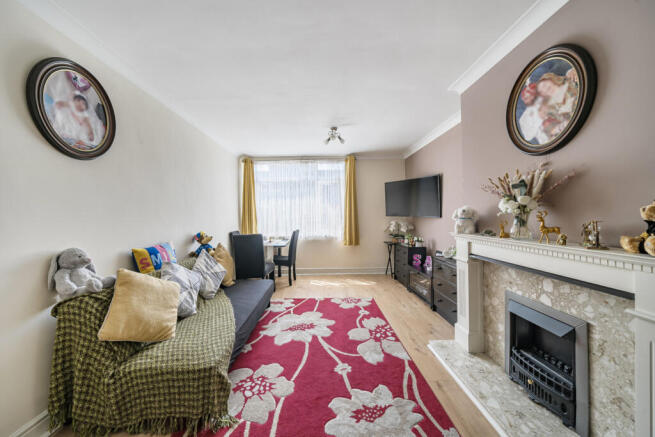 1334524-4-68934a2...