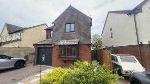 4, Ashlea Meadow, Bishops Cleeve, Cheltenham GL52 7WG