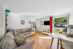 709, Garratt Lane, London SW17 0PD