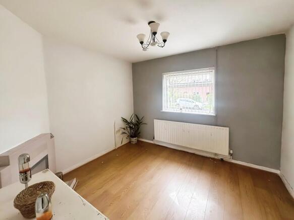 4e0df89d-WhatsApp...