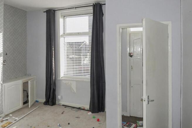 12 Devonport Road, Blackburn, Lancashire, BB2 1EJ