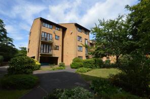 79, The Rowans, Woking GU22 7ST
