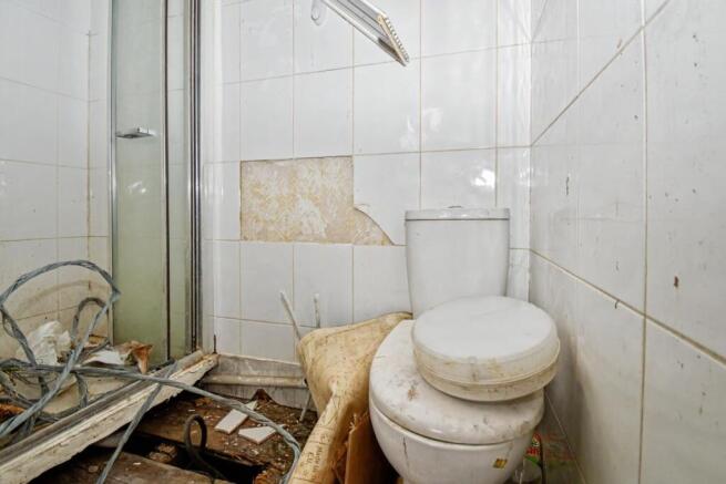 4 bed Terraced for sale Image 10