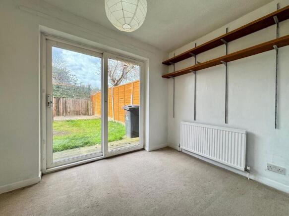 House in Burnham-On-Crouch, Stoneyhills - More