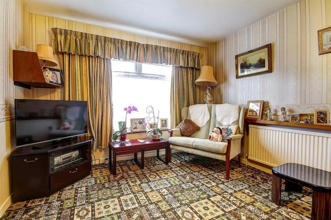 Lounge/sitting Room