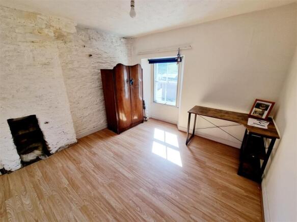 Bedroom.jpg