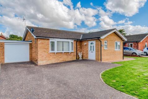 Woodfields, Stradbroke