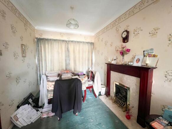 3 bed Semi-Detached for sale Image 8