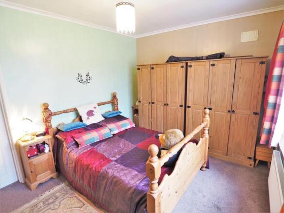 Master Bedroom 893