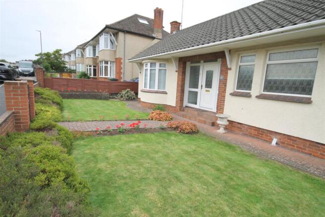 Front garden.JPG