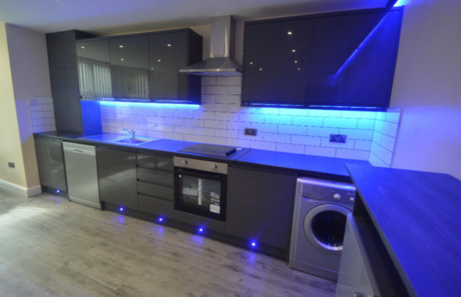3 bed Apartment to rent Image 4