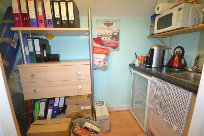 SMALL CONTAINED OFFICE KITCHEN