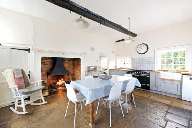 Kitchen/Dining