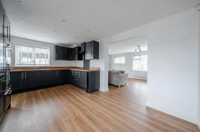 EweMove Harrogate Kitchen Diner