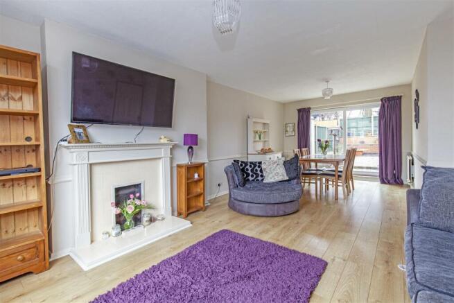 Reception Room-3.jpg