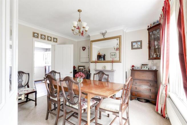 dining room.jpg