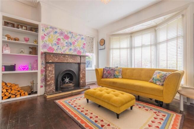 4 bed Detached for sale Image 10