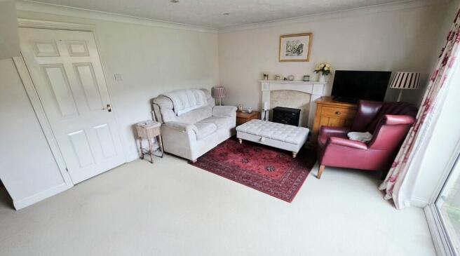 Nuffield Close, Brackley photo 4